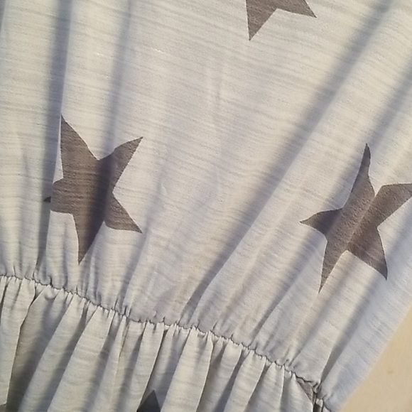 Sage green and gray romper - Picture 2 of 3